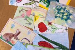 2024-Posílání vlastnoručně vyrobených pohledů 6.B